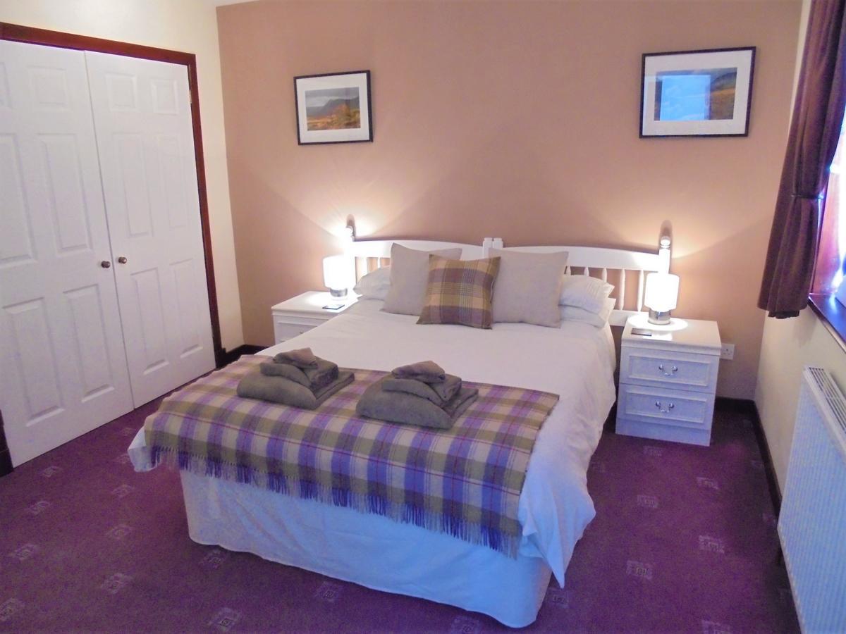 Serendipity Bed And Breakfast Dalchreichart Buitenkant foto